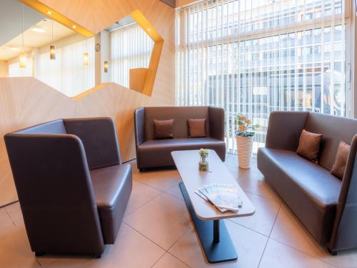 Posezení v ubytování B&B Hotel Stuttgart-Bad Cannstatt