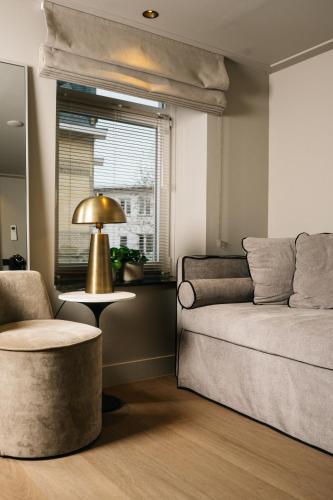 Ein Sitzbereich in der Unterkunft Hotel Blink - Lodging Only