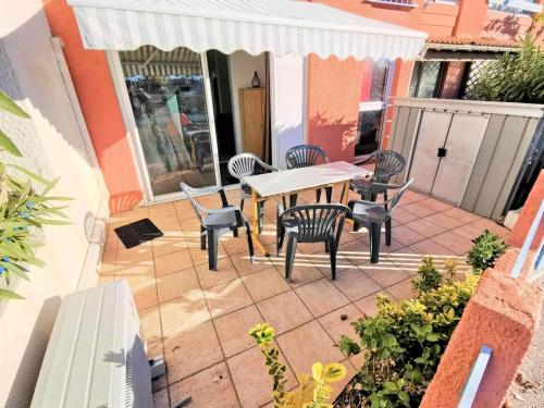 Photo de la galerie de l'établissement Résidence Marina Soleil Bleu - Appartement deux pièces, 5 couchages, LE BARCARES MAE-9644, au Barcarès