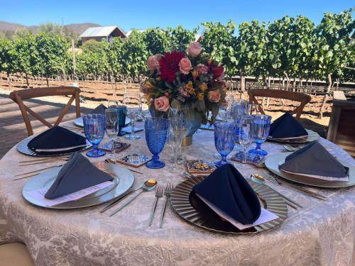 Imagen de la galería de Don Tomas Viñedo cabañas, en Valle de Guadalupe