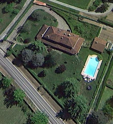 Bazén v ubytování Villa Carla Piemonte private pool nebo v jeho okolí