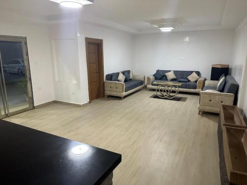 Posezení v ubytování Hôtel Esma Nouadhibou
