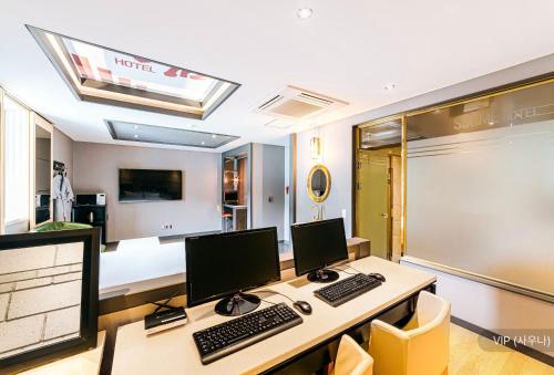 TV a/nebo společenská místnost v ubytování Hotel Ssome Jeongkwan