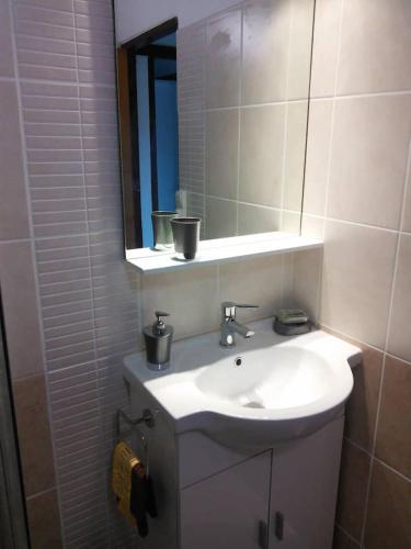 Bathroom sa Kaz ANTHURIUM