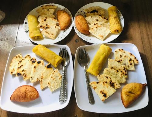 Matur á eða í nágrenni gistihússins