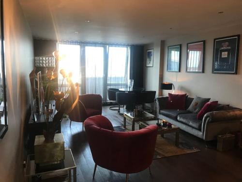 Χώρος καθιστικού στο Luxury Central Tunbridge Wells with free parking