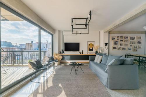 TheHostMaster Picturesque Acropolis Hill Penthouse