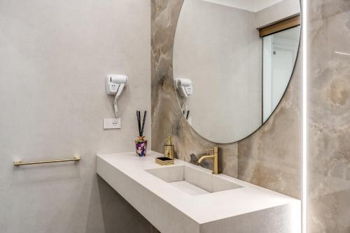 ATAROOMS Suites Napoli photo 33