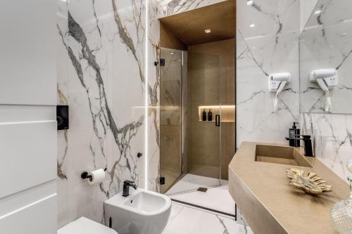 ATAROOMS Suites Napoli photo 61