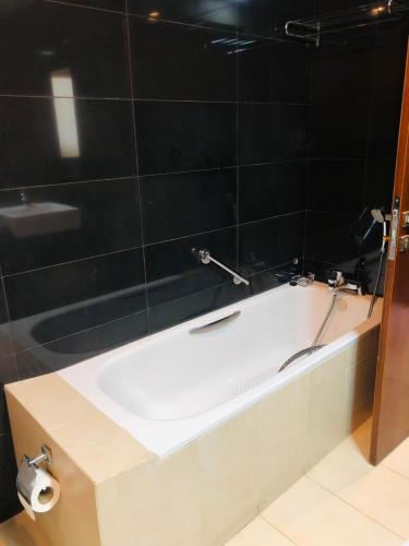Gallery image of Samudra Training Hotel in Kollupitiya