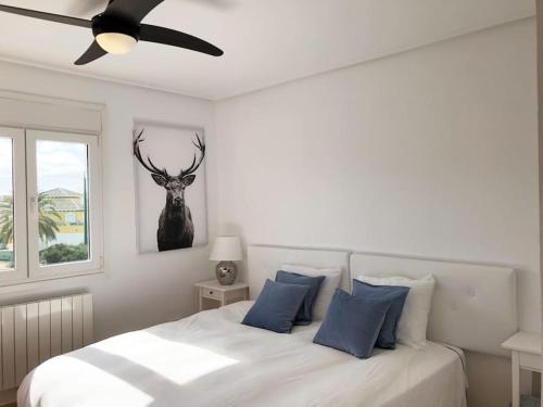 Postel nebo postele na pokoji v ubytování Mar Menor Golf Resort, Torre Pacheco