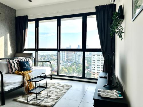 Ruang duduk di New 2BR OR 3BR Serenity Homestay at Urban Suite by URBAN STAYCATIONS LOD
