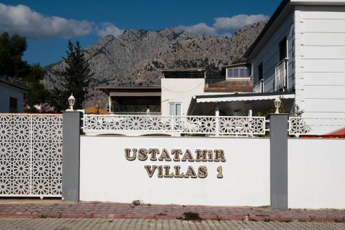 Ustatahir Villas tokom zime