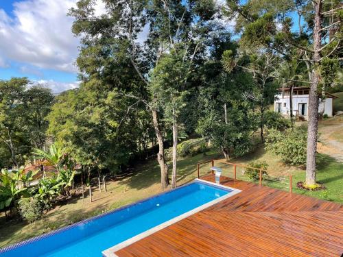 Kolam renang di atau dekat dengan Choupana Sossegada
