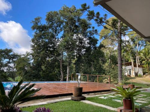 Kolam renang di atau dekat dengan Choupana Sossegada