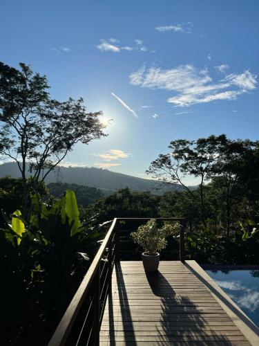 Landskap semula jadi dekat dengan rumah tamu ini