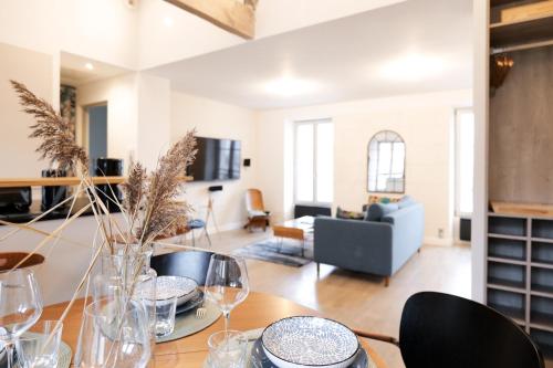 Posedenie v ubytovaní Bel appartement rénové avec goût et idéalement situé dans le centre-ville