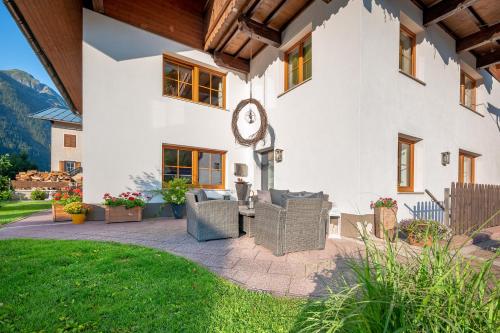 Vonkajšia záhrada v ubytovaní Haus Dietz