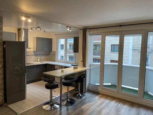 Bel Appartement à Bécon