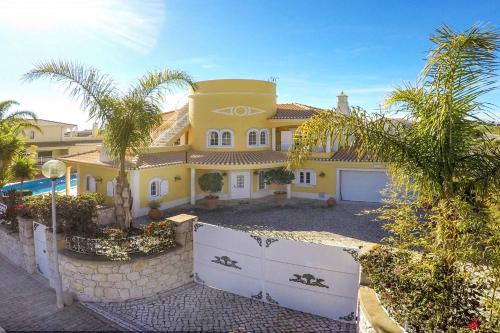 Villa Lisianto