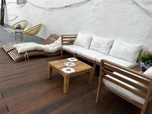 Zona de estar de Fantástico piso nuevo, Mentidero