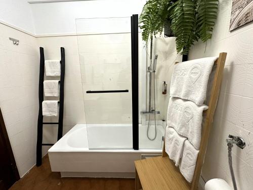 Caparica Central Apartment by HOST-POINT