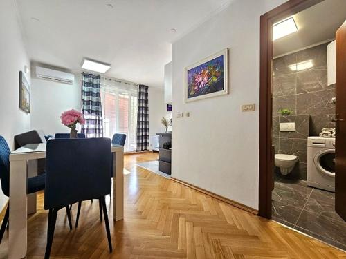 APARTMENT PAOLO by the beach Znjan