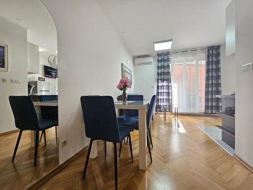 APARTMENT PAOLO by the beach Znjan