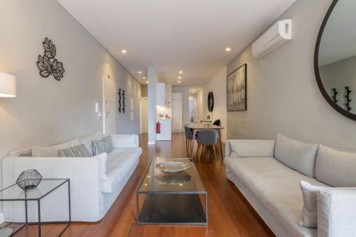 Self check-in, 3BR, AC/heating & breakfast terrace