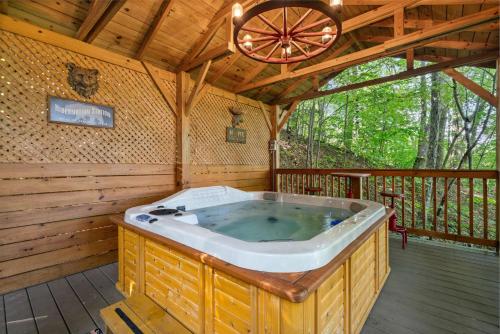 Bear Mountain Chalet in the Woods w/ Hot Tub photo 27