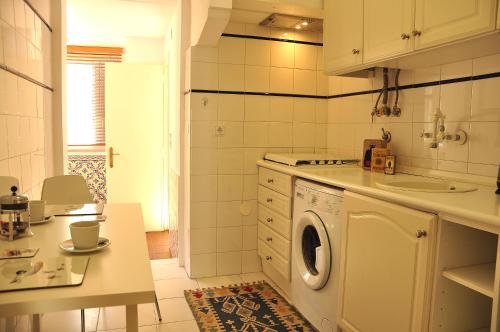 Lapa Chic Apartment by be@home