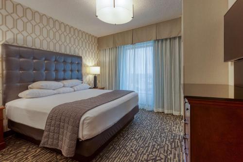 Drury Plaza Hotel St. Louis Chesterfield Image