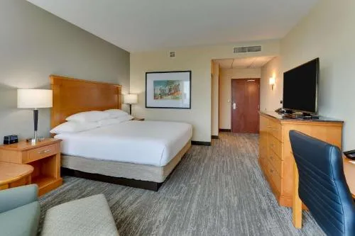 Drury Inn & Suites Orlando near Universal Orlando Resort photo 10