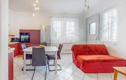 Awesome Apartment In Royan With Wi-Fi
