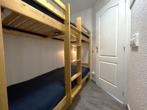 Studio 3 pers. avec balcon sud, accès pistes, quartier Preyerand, Les Menuires - FR-1-452-386