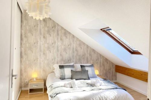 L’Orme • Duplex central au bord du canal