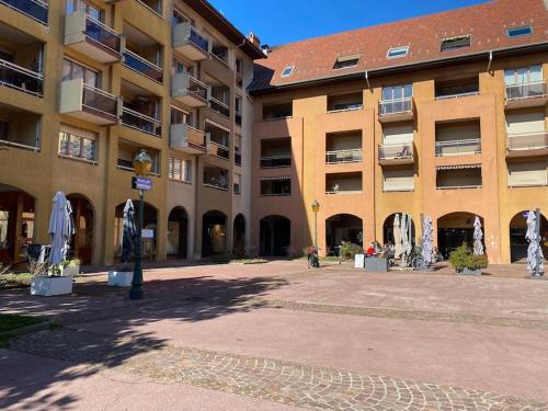 L’Orme • Duplex central au bord du canal