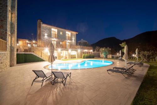 Πισίνα στο ή κοντά στο ZEYT INN HOTEL
