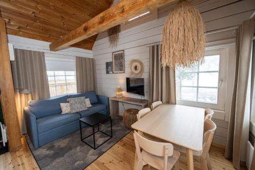 TV a/nebo společenská místnost v ubytování Västervik Resort