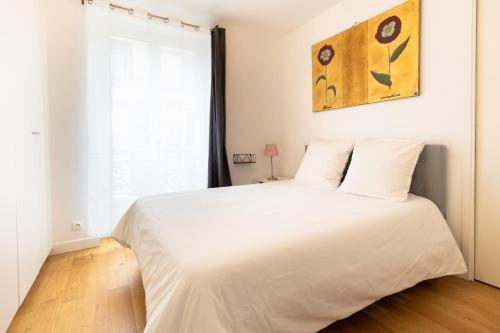 Cosy flat close to Arc de triomphe