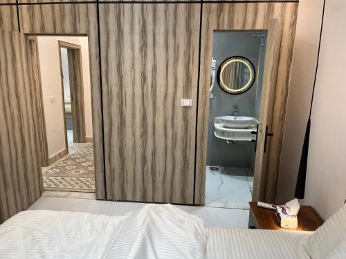 Et badeværelse på Saif CityStars Milsa
