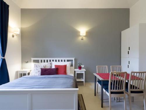 Calm Wenceslas Square Apartment