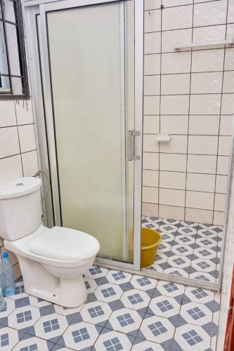 Ένα μπάνιο στο Becky Best Apartments