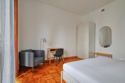 JOIVY Chic 3-Bed Flat Near Colonne di San Lorenzo