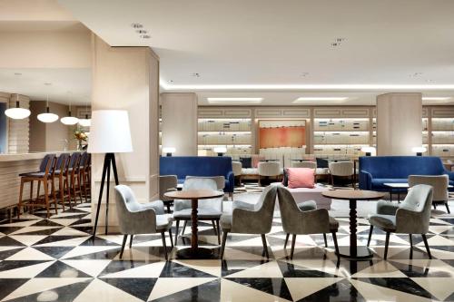 Hyatt Regency Hesperia Madridにあるシーティングエリア