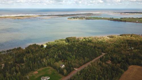 Gallery image of Nestled Woods by Brackley Beach in Brackley Beach