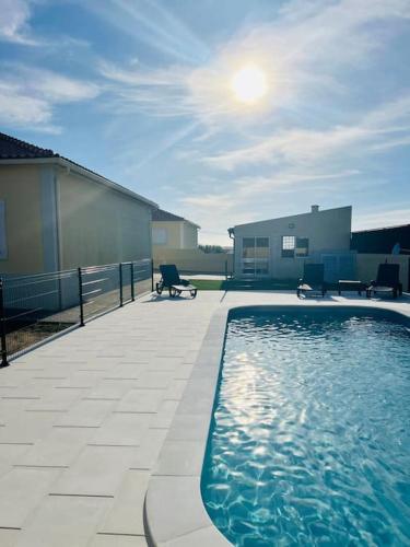 a swimming pool on top of a building at Antonio's Captain House close to beaches in Atouguia da Baleia