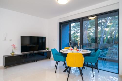 Cavtat city centre luxury apartment