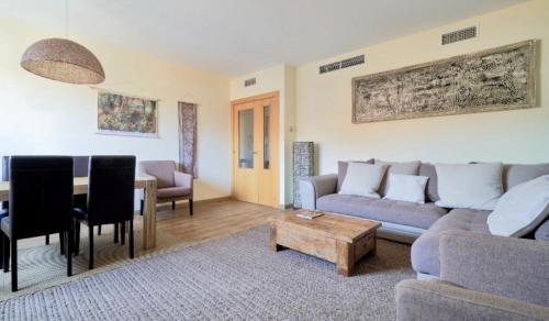 Holidays2Malaga Heroe de Sostoa con piscina junto Estacion AVE y playa
