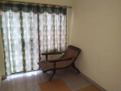 Posedenie v ubytovaní Kamachi Residency